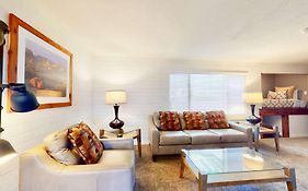 Downtown Cozy Home Base - Purple Sage 4